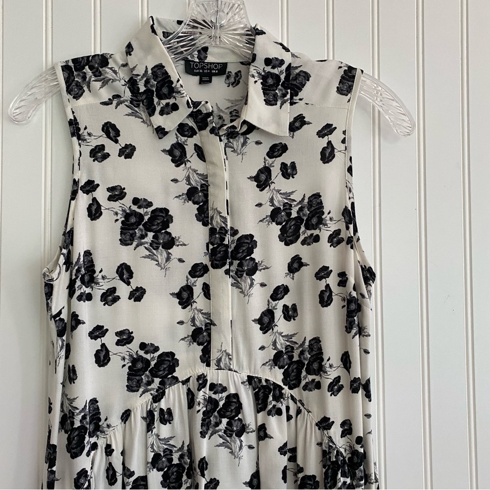 Topshop sleeveless dress SIZE 4